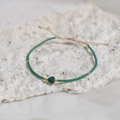 Korálkový náramek MALACHIT srdíčko