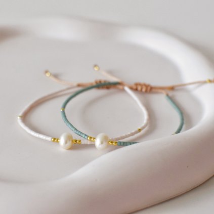 Korálkový náramek s říční perlou