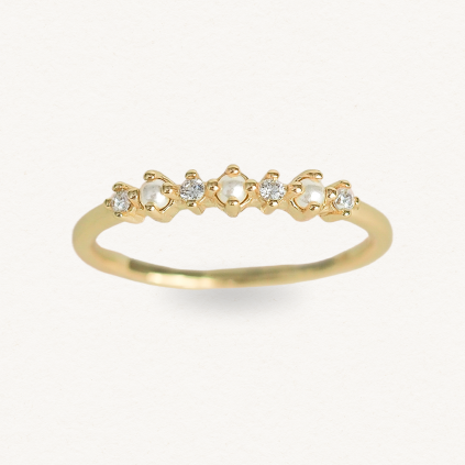 Prstýnek s perlami Jsem svá