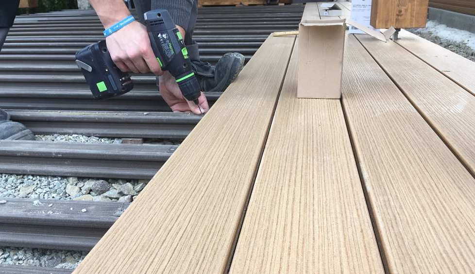 Hlavní chyby při montáži WPC terasových prken