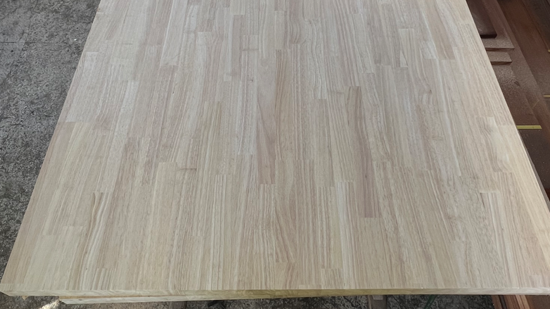 Dubová spárovka Hevea a zpracovatelské vlastnosti