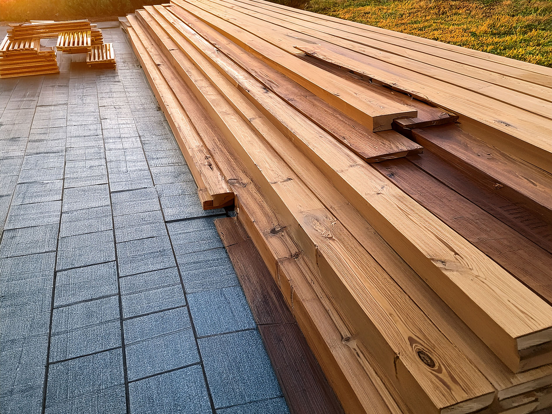Jak vybrat správné terasové prkno pro váš projekt?