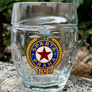 Mrkněte na parádní sparťanské půllitry. Tak na Spartu a na zdraví! na eshopu zde: https://www.spartani.cz/spartanske-pivo