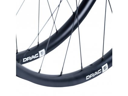 Karbonový ráfek MTB DRAC 29, 28 děr, barva White, plášť