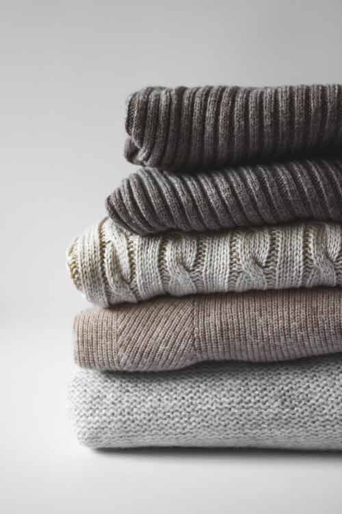 sweaters_tijana-drndarski-unsplash-1