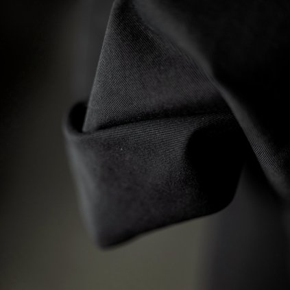 latky metraz kepr organicka bavlna black speciosa 2