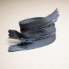 zip spiralovy 20cm tmave seda galanterie Speciosa 1