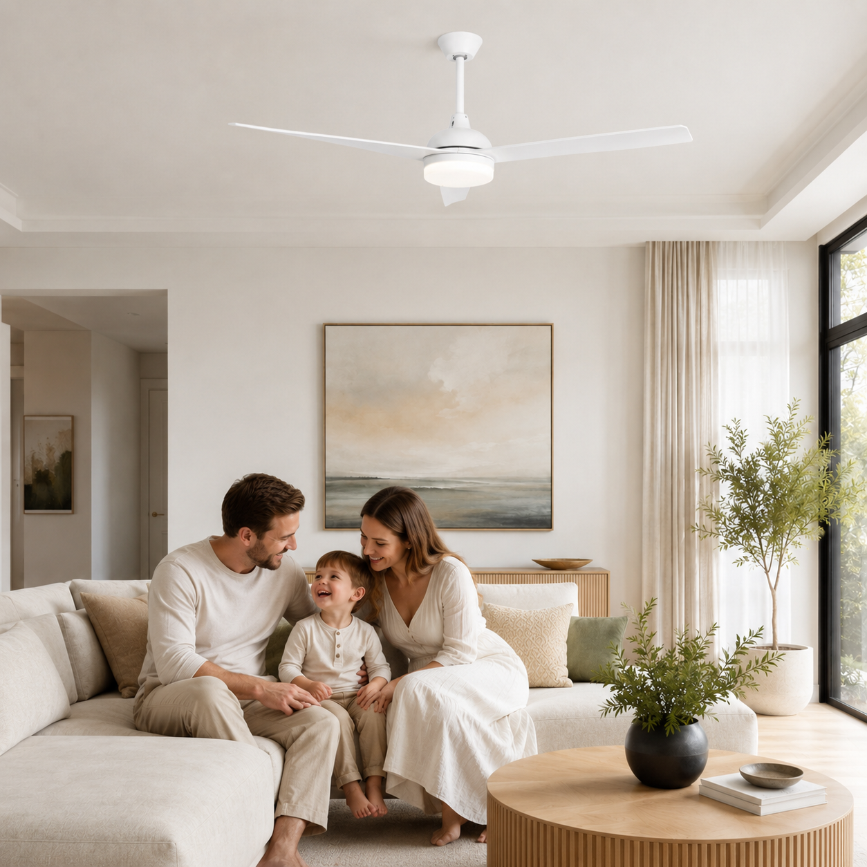 Bílý stropní ventilátor Nova Luce Flow v moderním interiéru