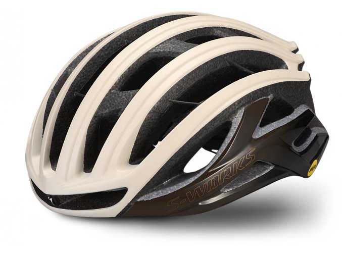 Nová S-Works Prevail II Vent je další evolucí v našem přístupu k designu helmy nazvaném „Cooler Heads Prevail (Chladnější hlava má navrch) “.