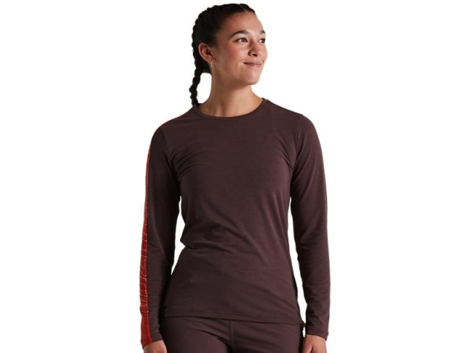 64121 451 APP TRAIL JERSEY LS WMN CSTUMBR M PLP HERO