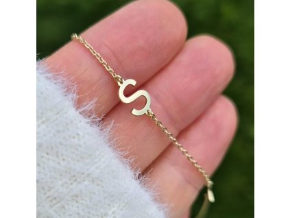 Písmeno na retiazku