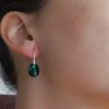 Nausnice Swarovski elements Pear Cut zelena Emerald Shimmer 16mm 3