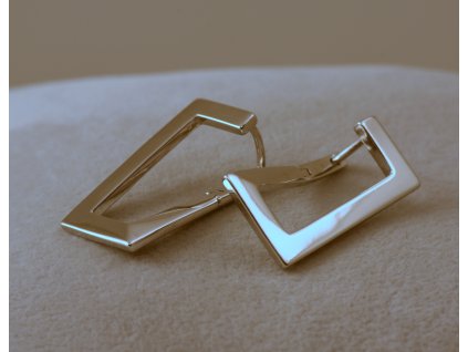 Stříbrné náušnice Denisa