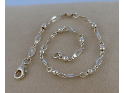 3139 naramek z bileho zlata nancy