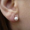 98734 1 zlate nausnice s perlou a diamantem 2369