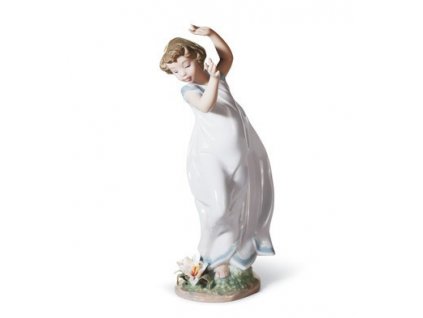 lladro lily symbol of purity