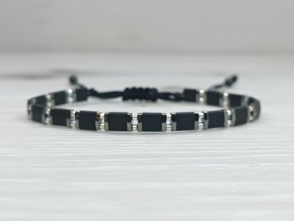Dámský náramek z japonských skleněných Tila korálků pro ženy, které mají rády trendy a originální šperky.