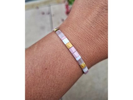 Dámský náramek z japonských skleněných Tila korálků pro ženy, které mají rády trendy a originální šperky.