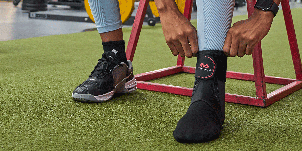 Špičková ortéza na kotník McDavid 195