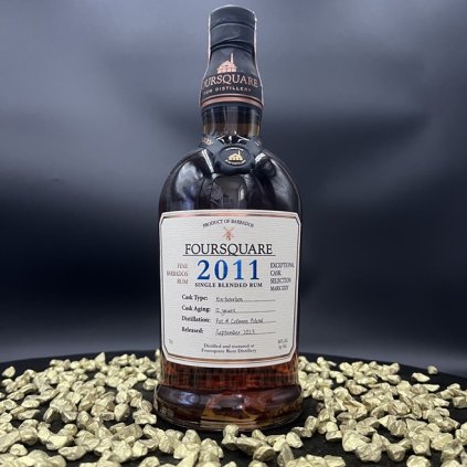 foursquare-2011-cask-strength-tmavy-rum