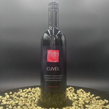 chateau-topolcianky-cervene-vino