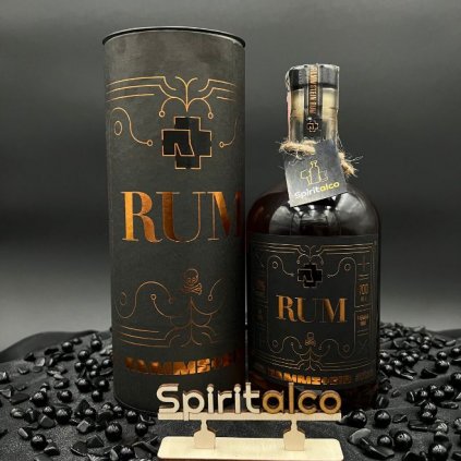 rammstein-tmavy-rum