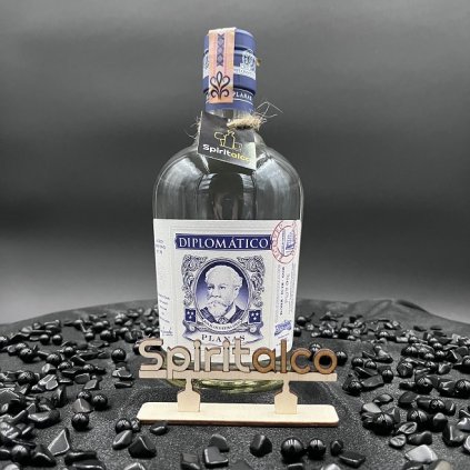 diplomatico-planas-biely-rum