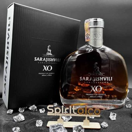 brandy-sarajishvili-xo-darcekove-balenie