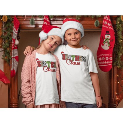 x mas t shirt mockup of two siblings hugging 30190