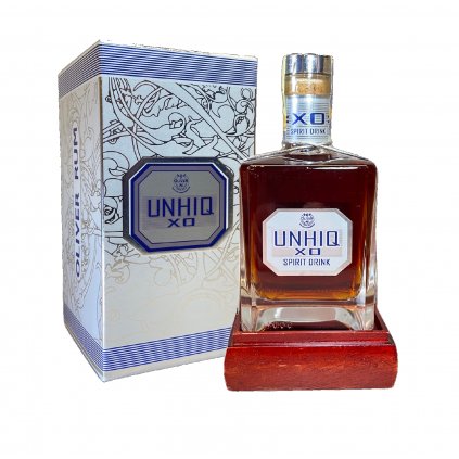 Unhiq XO Spirit drink 42% 0,5l