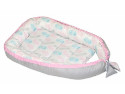 Baby Nellys Oboustranné hnízdečko, kokon 60x90cm - Pírka, šedá/růžový lem