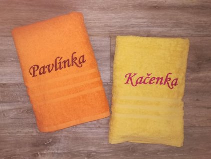 froté osuška oranžová žlutá výšivka jména