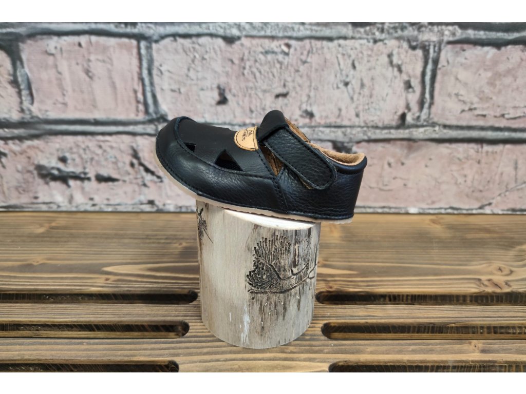 Barefoot Pegres sandály BF20 černá