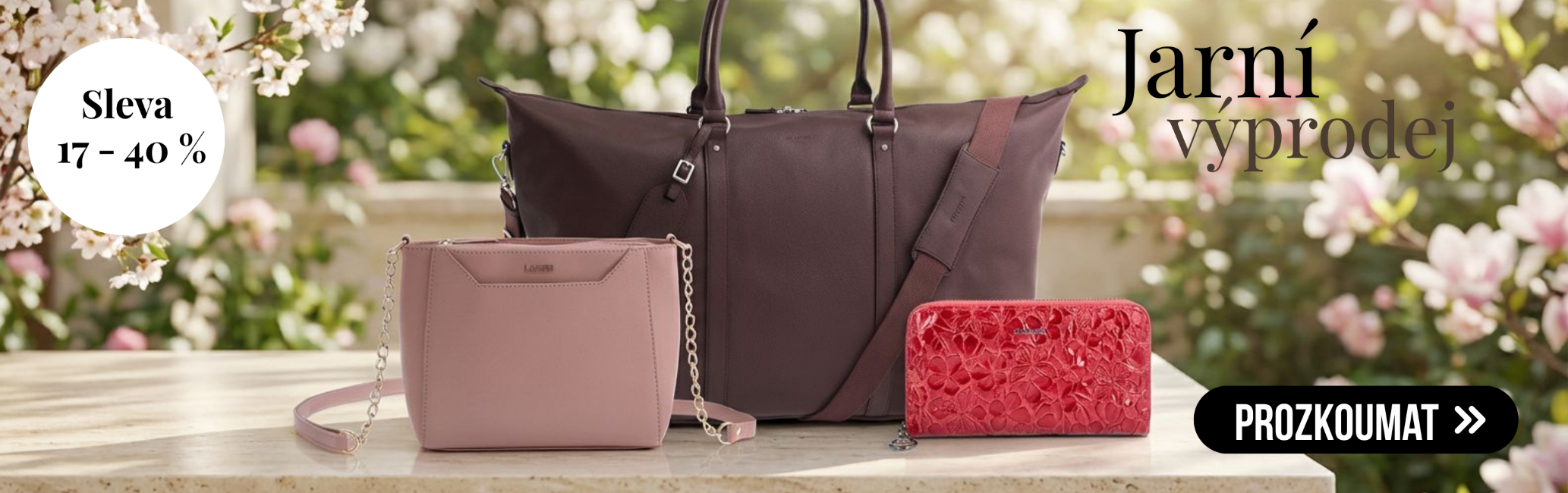 Jarní výprodej koženého zboží a zimních čepic