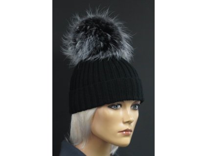 Luxusní ručně pletená čepice s kožešinovou bambulí 693 černá