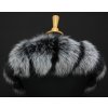 Krátka kožušina na kapucni z fínskeho mývala 6052 Black & White 60 cm