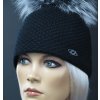 Dámská zimní pletená čepice s kožešinovou bambulí 690 černá