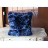Kožešinový polštář z finského mývalovce - modrý