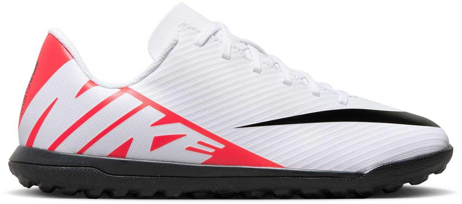 Nike Mercurial Vapor 15 Club Junior Velikost: 36,5 EUR