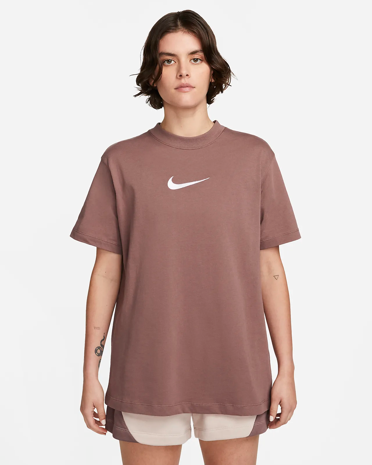 Nike Sportswear W T-Shirt Velikost: S