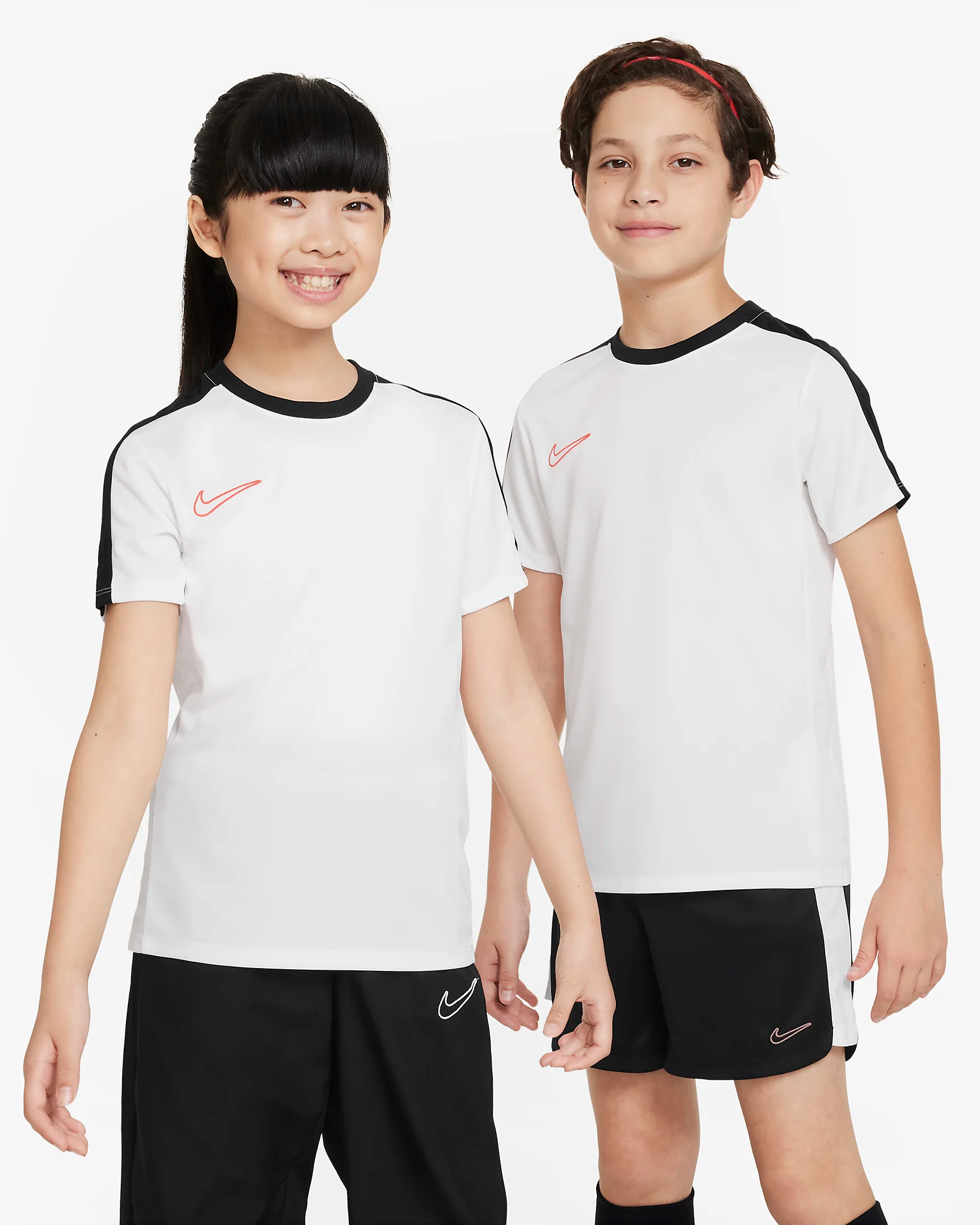 Nike Dri-FIT Academy23 Kids Soccer Top Veľkosť: XS