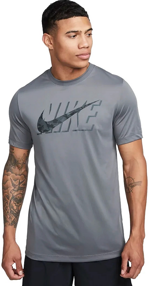 Nike Dri-FIT Fitness T-Shirt Veľkosť: S