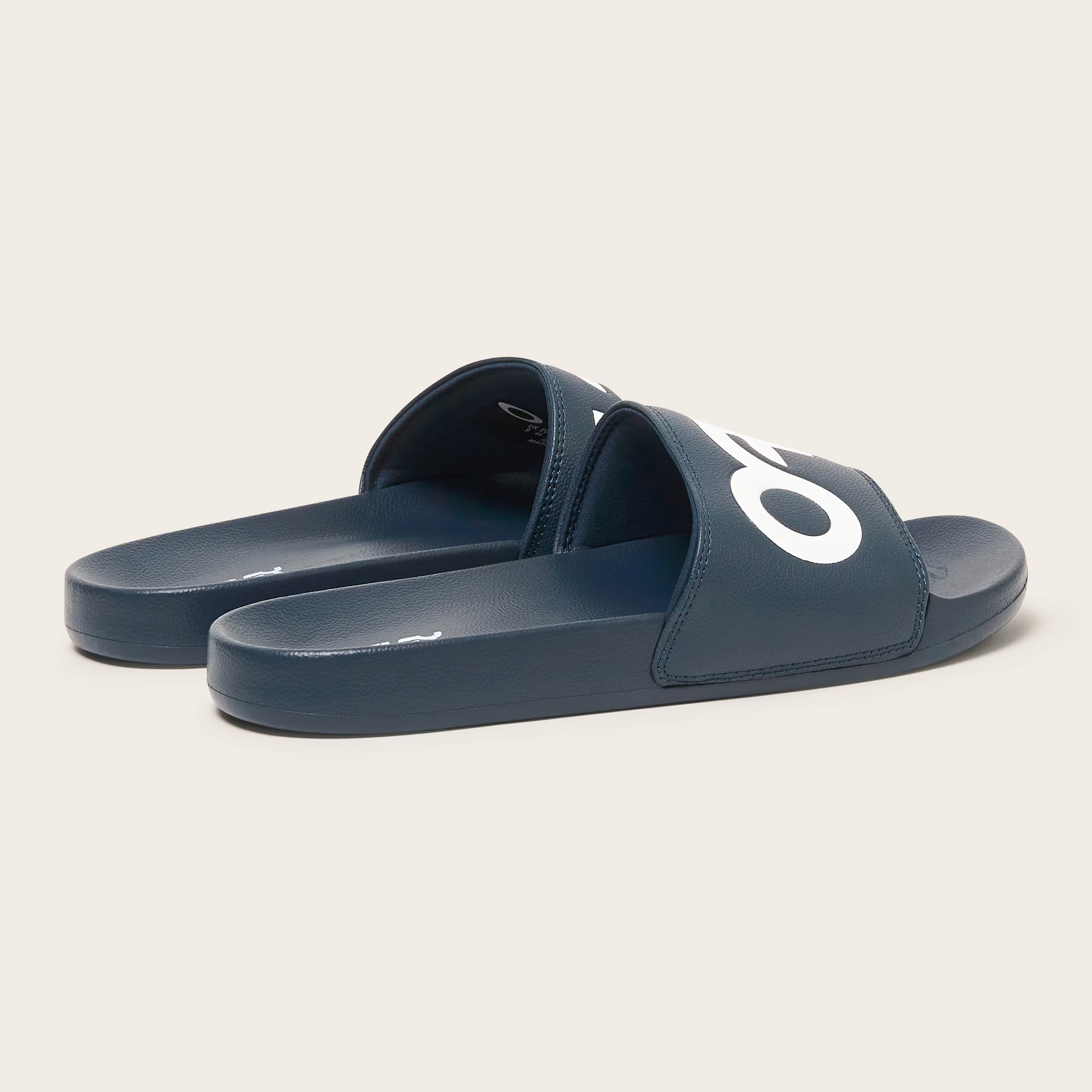 Oakley B1B Slide 2.0 - Veľkosť: 46 · záber 9