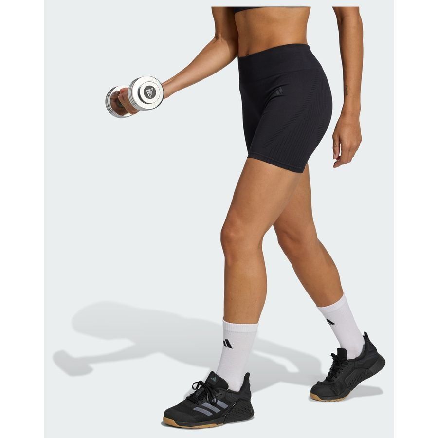 Adidas Workout Essentials 4 - Veľkosť: 400 · záber 2