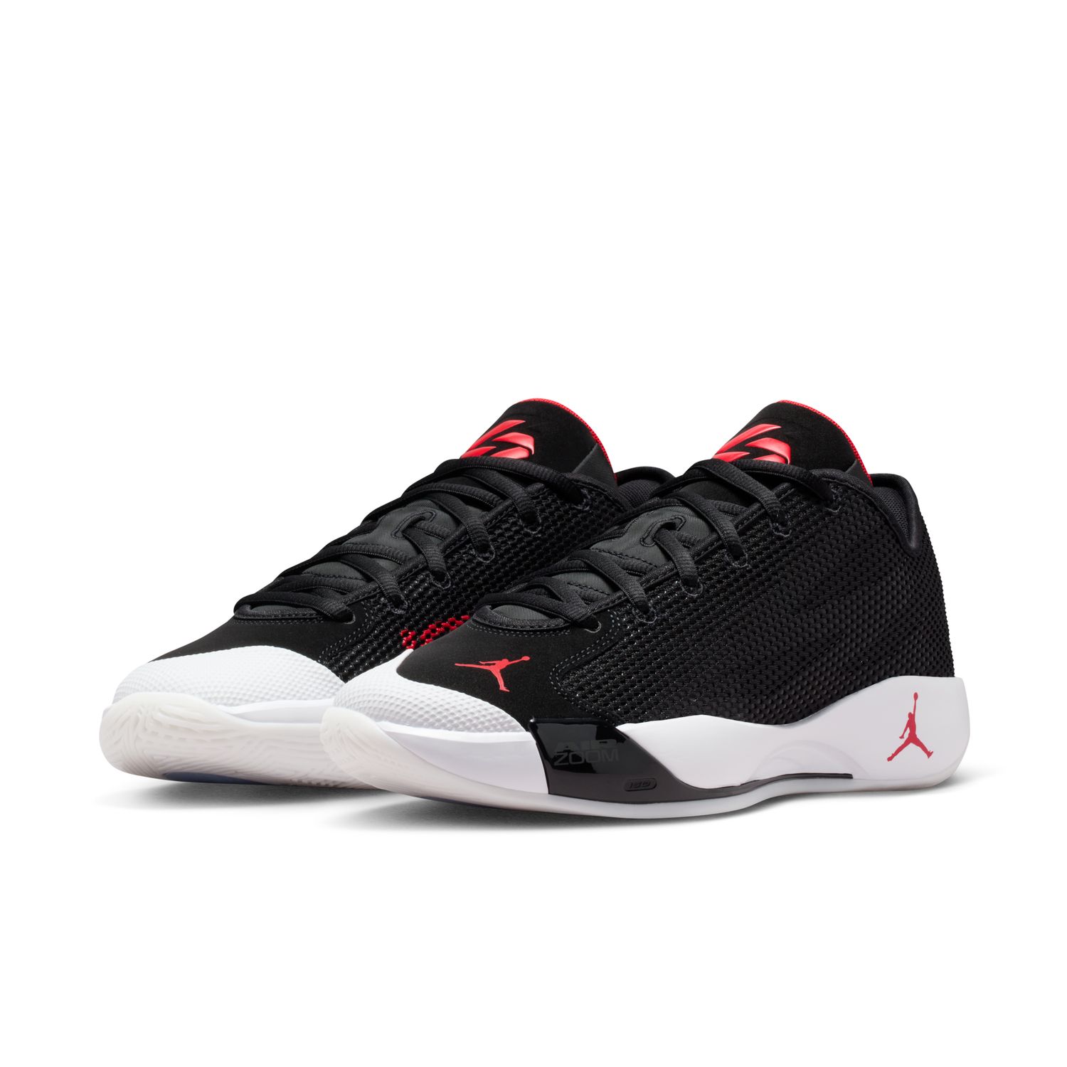 Air Jordan Luka 77 Bred - Veľkosť: 44,5 · záber 3