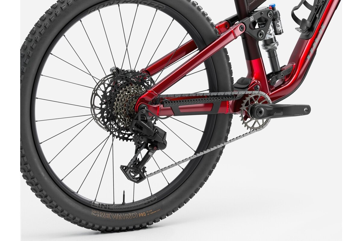 Trek Fuel EX 8 Gen 7 Gloss Fury Red/Matte Dark Carmine 2026 - Veľkosť: L · záber 4