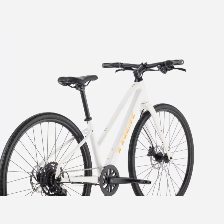 TREK FX 2 Midstep Gen 4 Crystal White 2026 - Veľkosť: M, 28 · záber 3