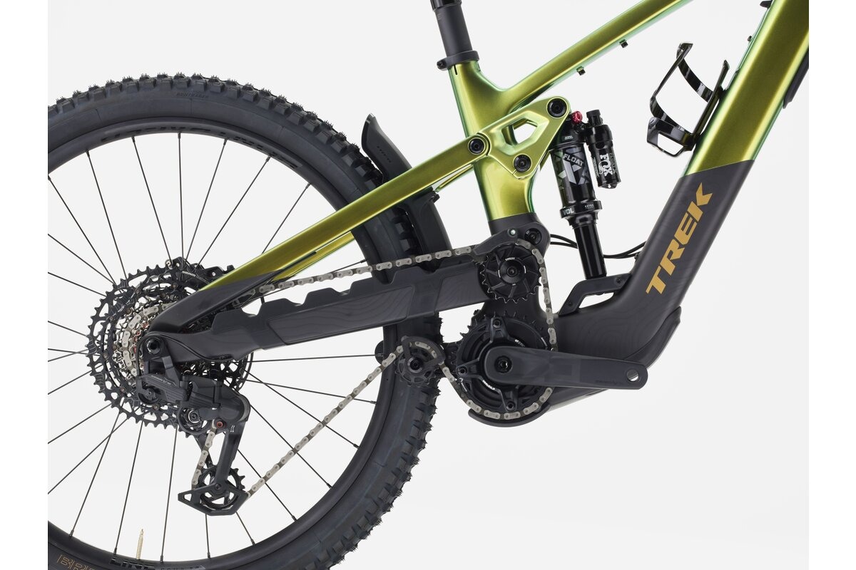 Trek Slash+ 9.7 Gloss Chameleon Green/Matte Dark Web 2026 - Veľkosť: L · záber 4
