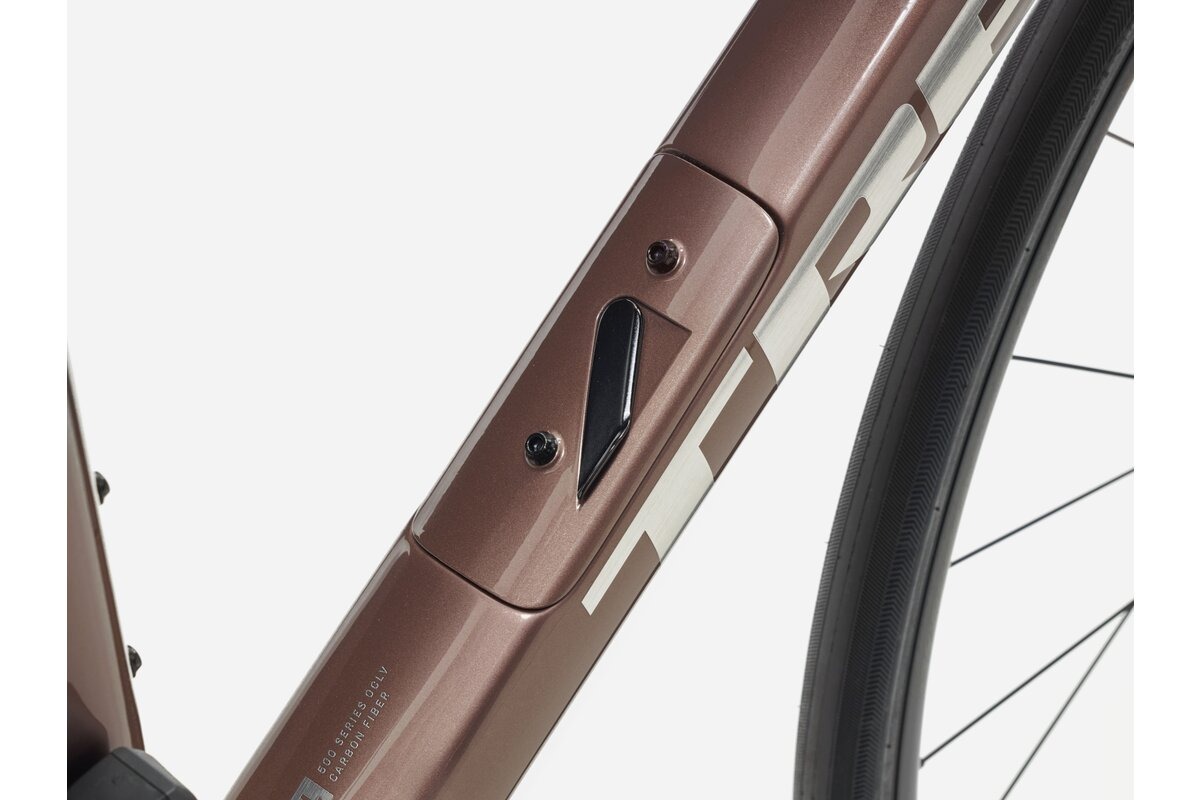 Trek Domane SL 5 Gen 4 Dark Star to Bronze Age Fade 2026 - Veľkosť: 54 · záber 3