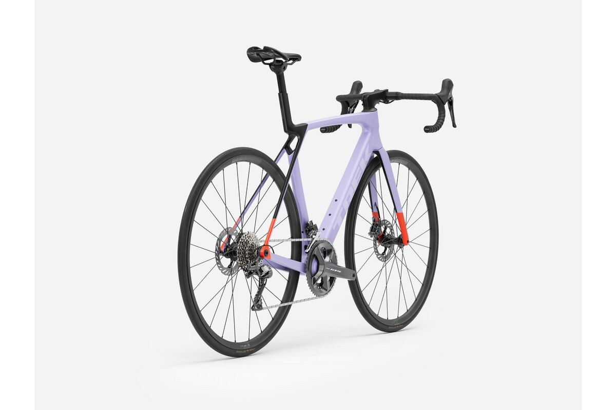 Trek Madone SL 5 Gen 8 Matte Lavender Haze/Deep Smoke 2026 - Veľkosť: S, 28, 700 | Farba: Šeříková, Fialová · záber 2